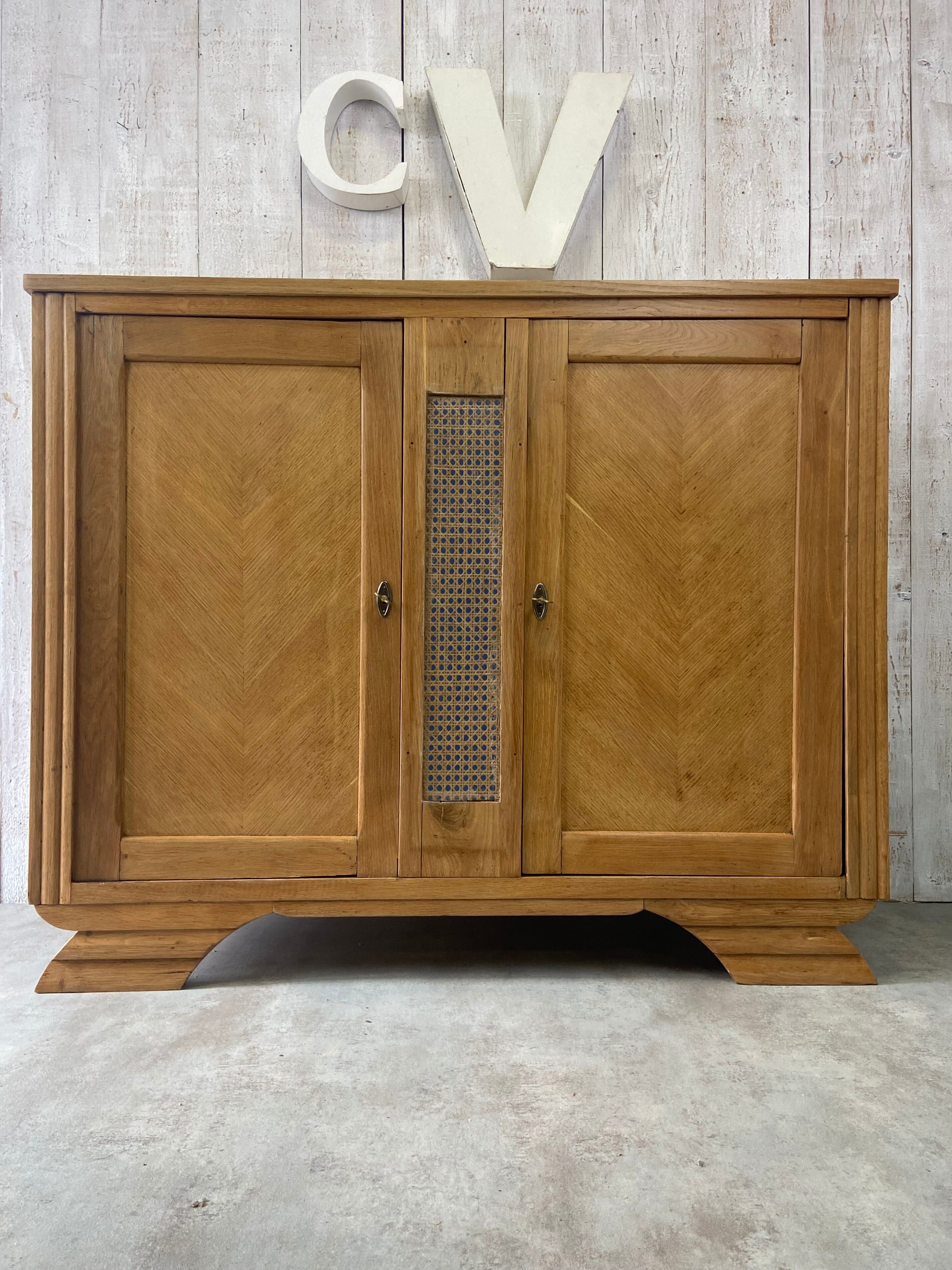 Vintage buffet