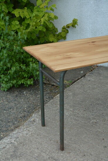 Table, double desk, console