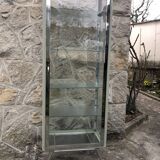 Confectioner's display case