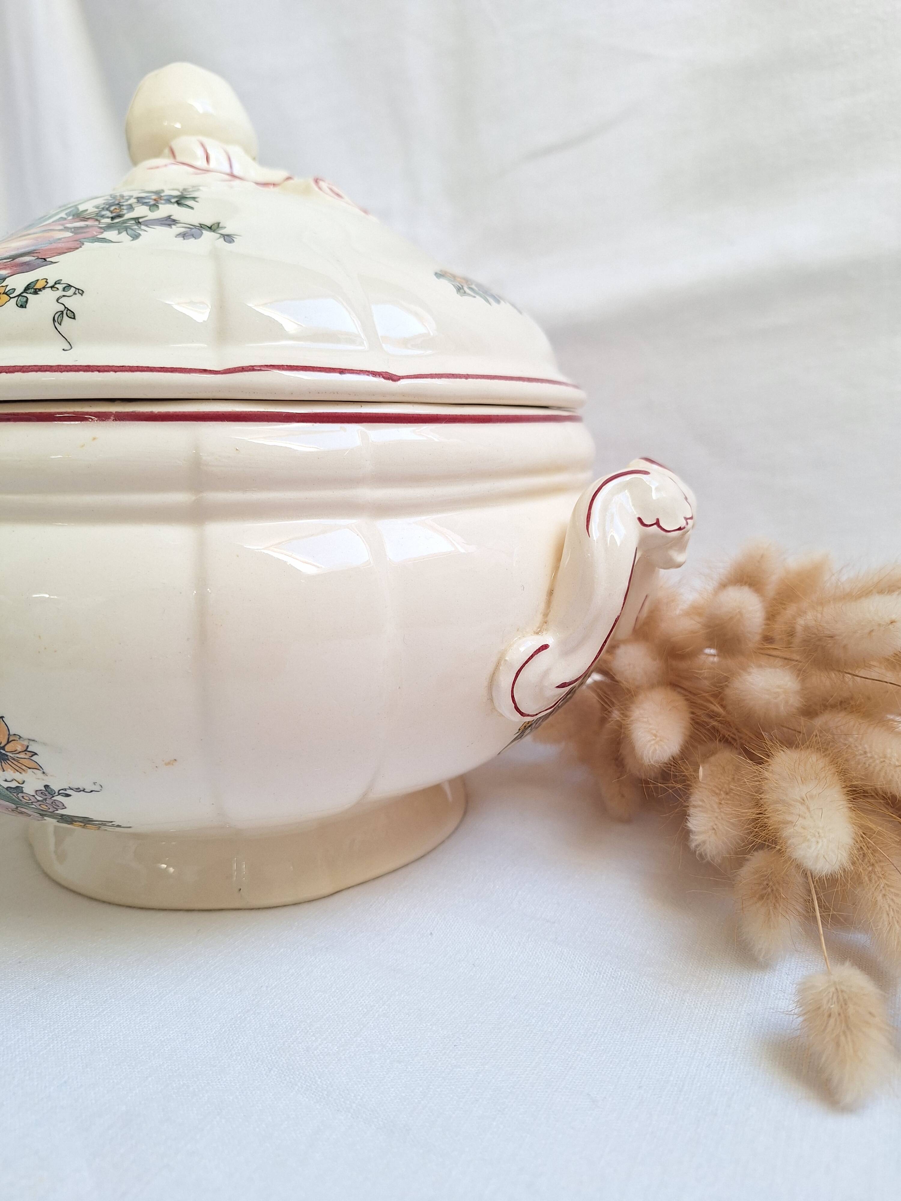 Soup tureen Digoin Sarreguemines Model Lorraine