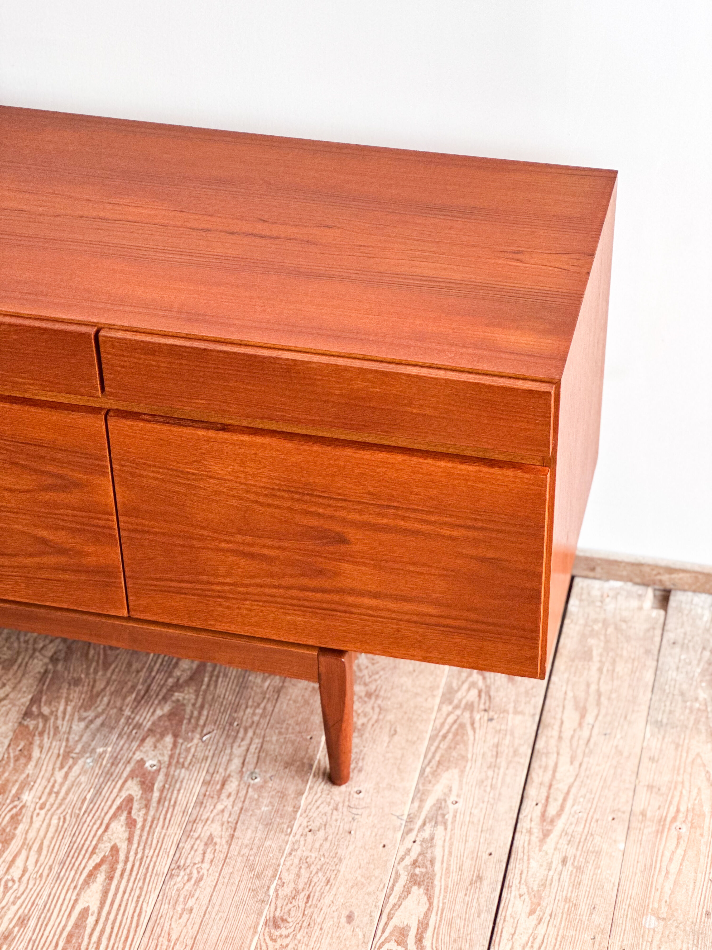 Enfilade Mid-Century en teck, modèle FA66 par Ib Kofod-Larsen pour Faarup