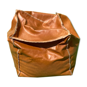 pouf ou tabouret ou pouf
