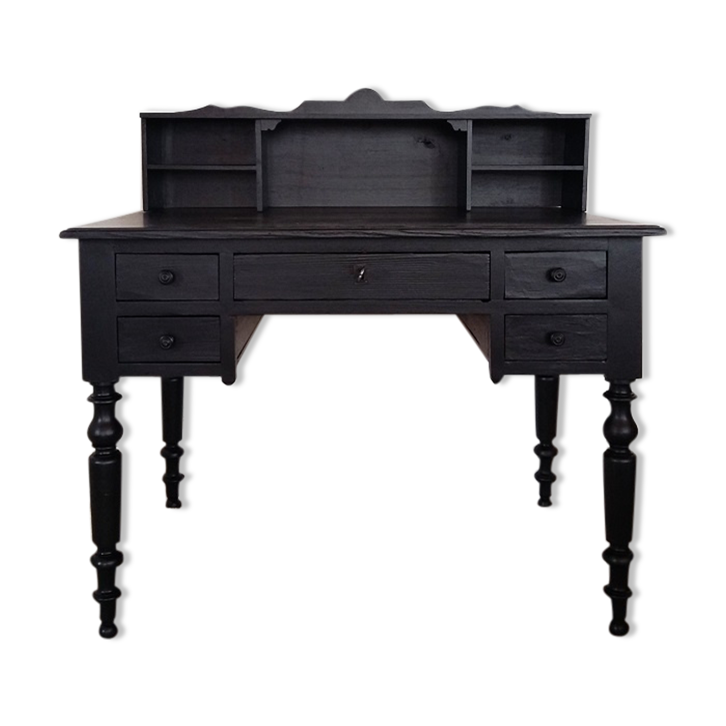 Desk in black step