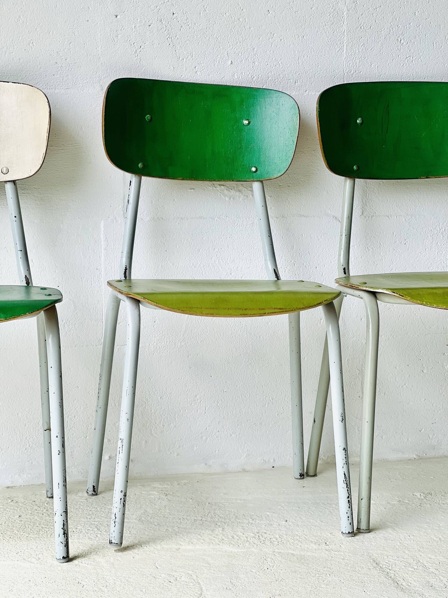 Chaises de bistro, ensemble de quatre