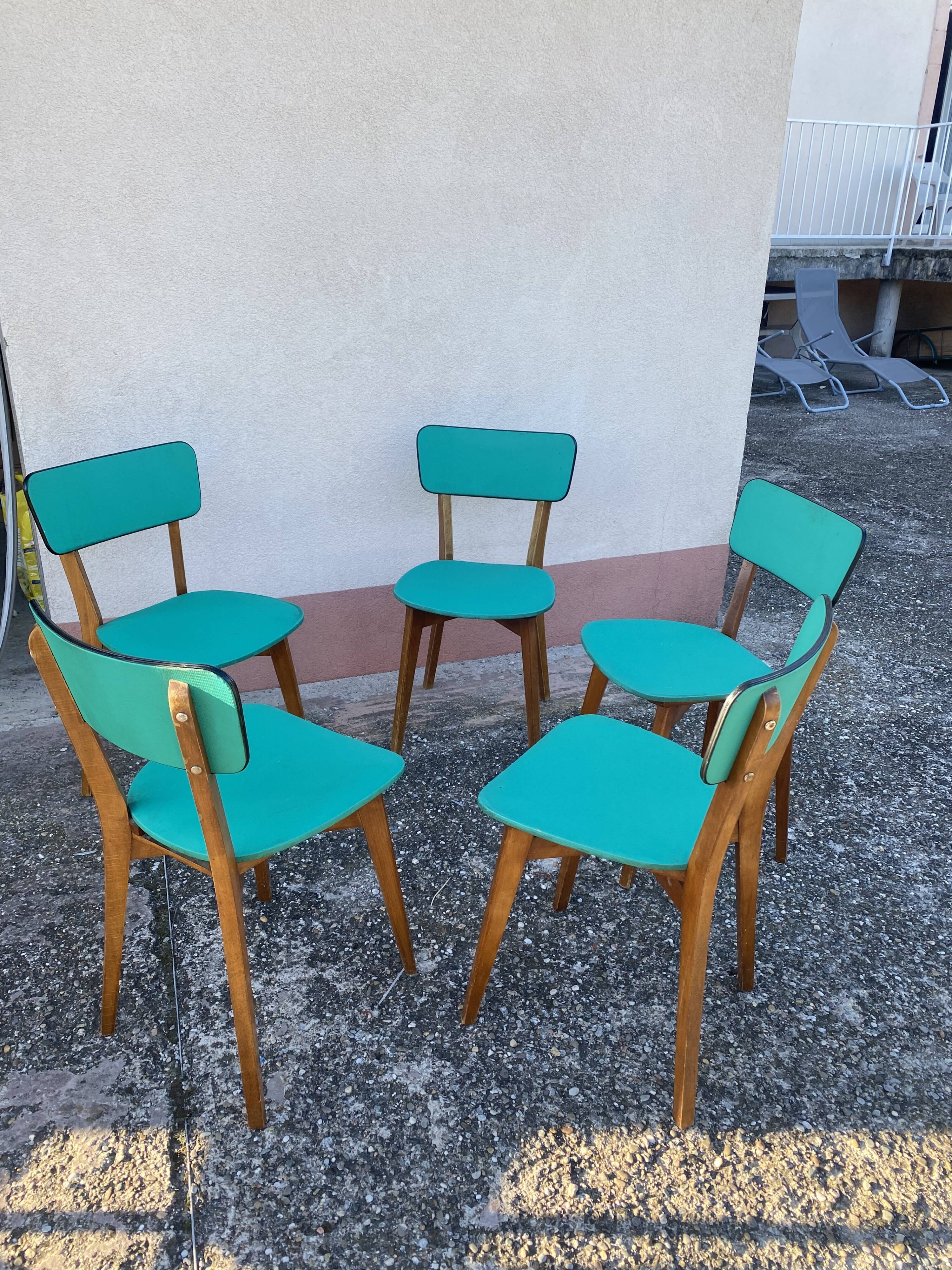 Chaises en skaï pied compas vintage bleu vert