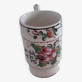 Popular earthenware beer mug with floral decoration