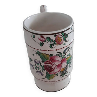 Popular earthenware beer mug with floral decoration