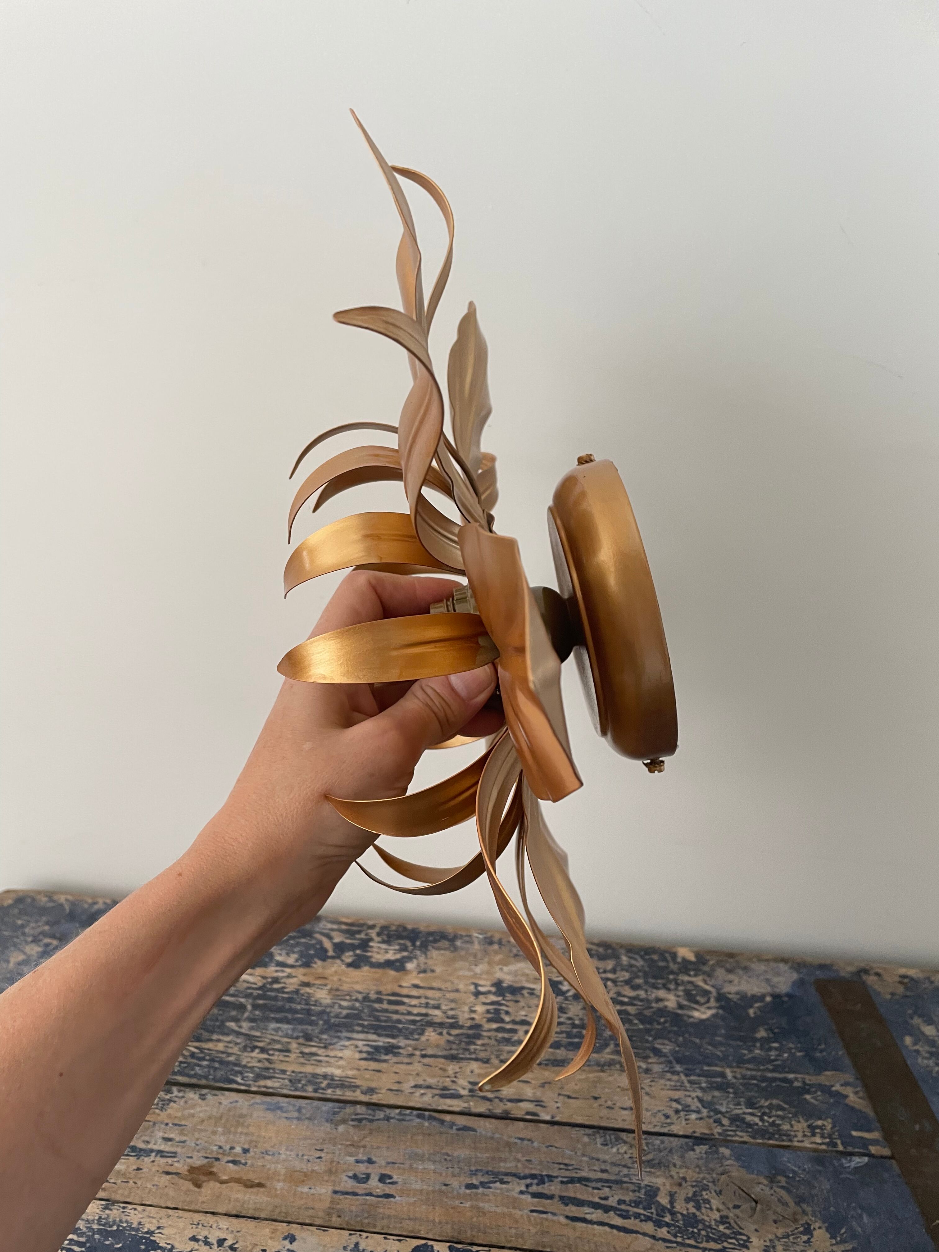 Flowers wall lamp and electrified golden leaf to nine