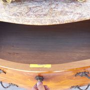 Louis XV chest of drawers in rosewood marquetry