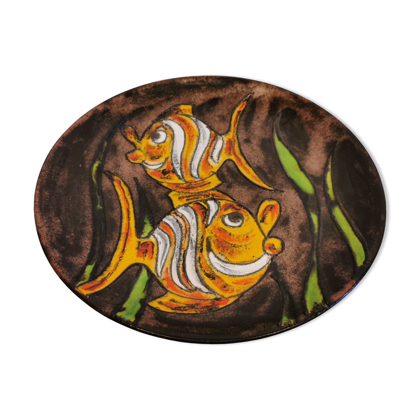 Ceramic dish/wall decoration, danish from the 60s, stamped on the back. with motif of two fish