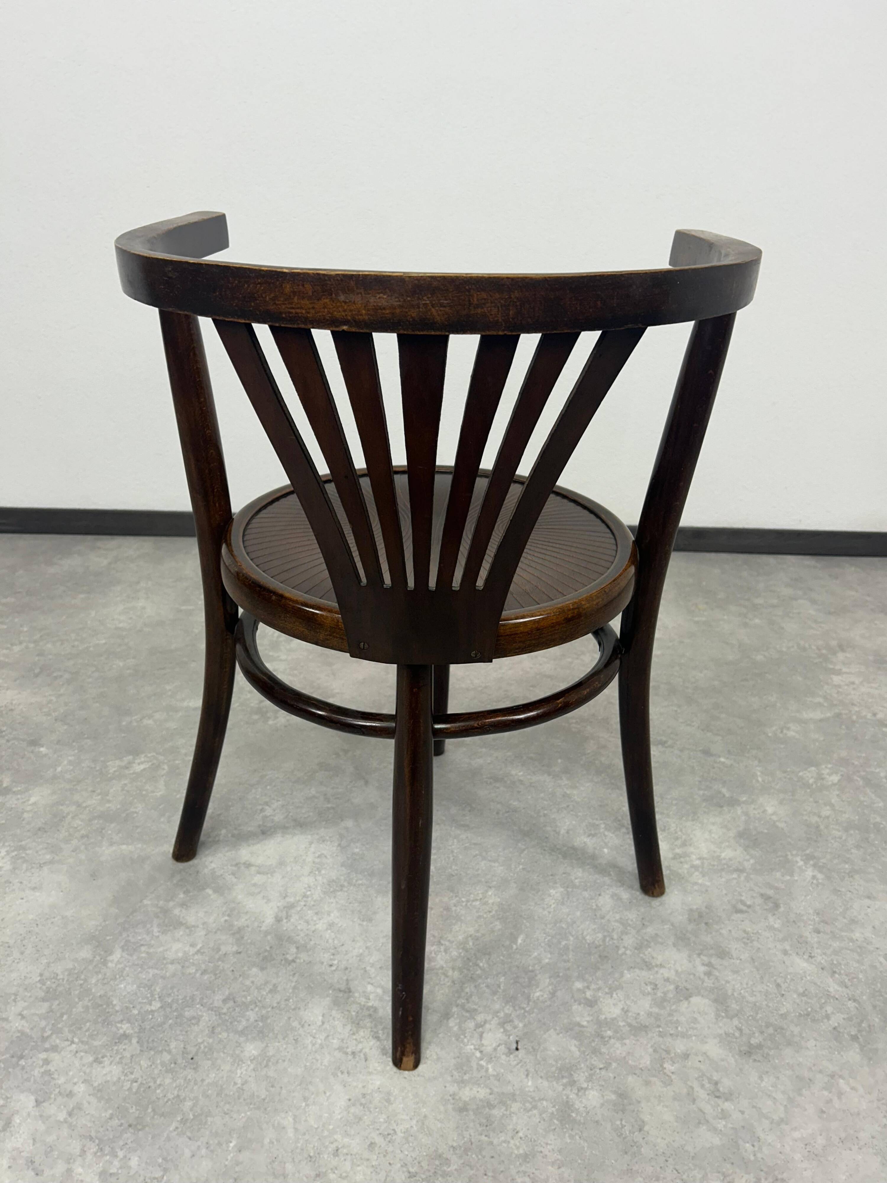 Set of 4 dining chairs by Thonet Debrecen