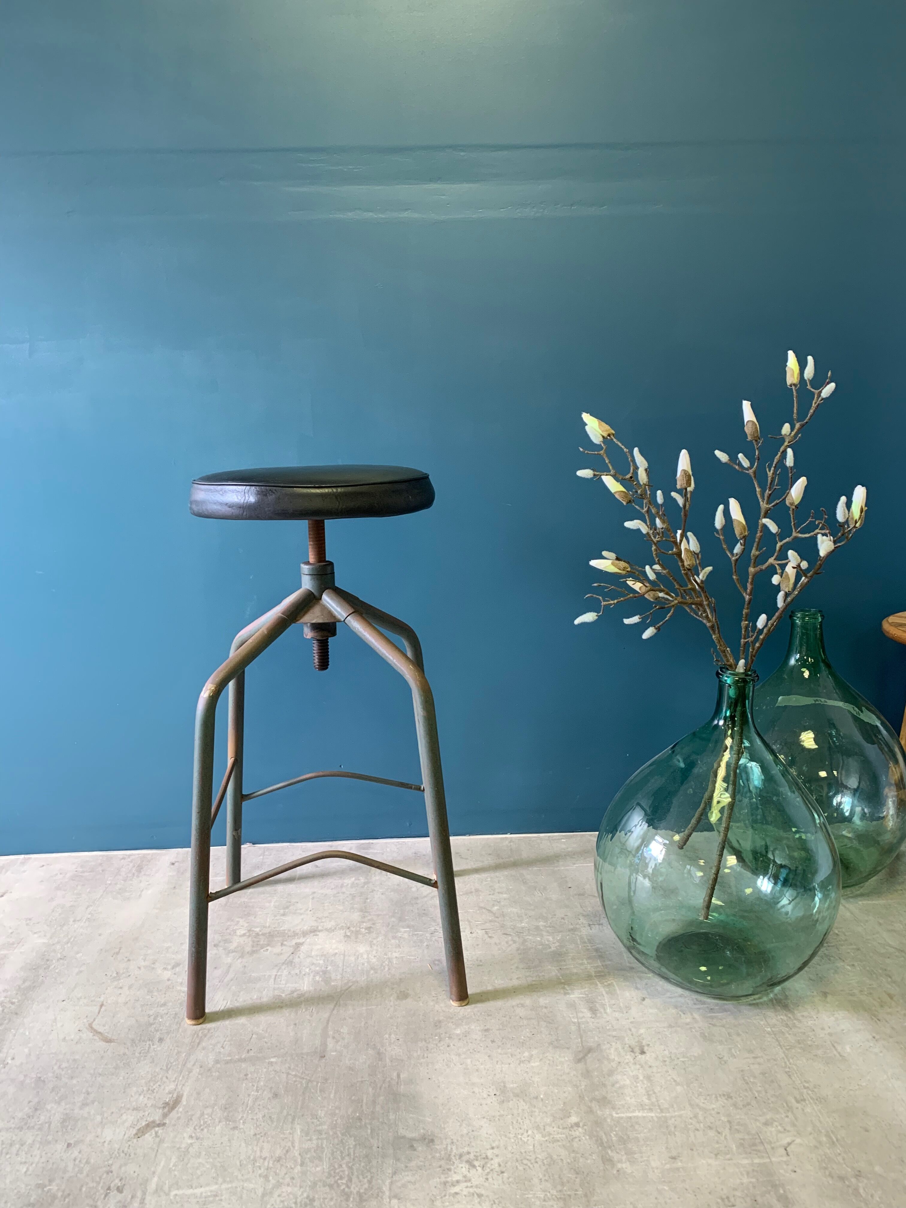 60's cartoonist's snuff