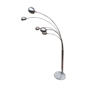 Lampadaire design