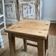 Tabouret d'atelier en bois brut