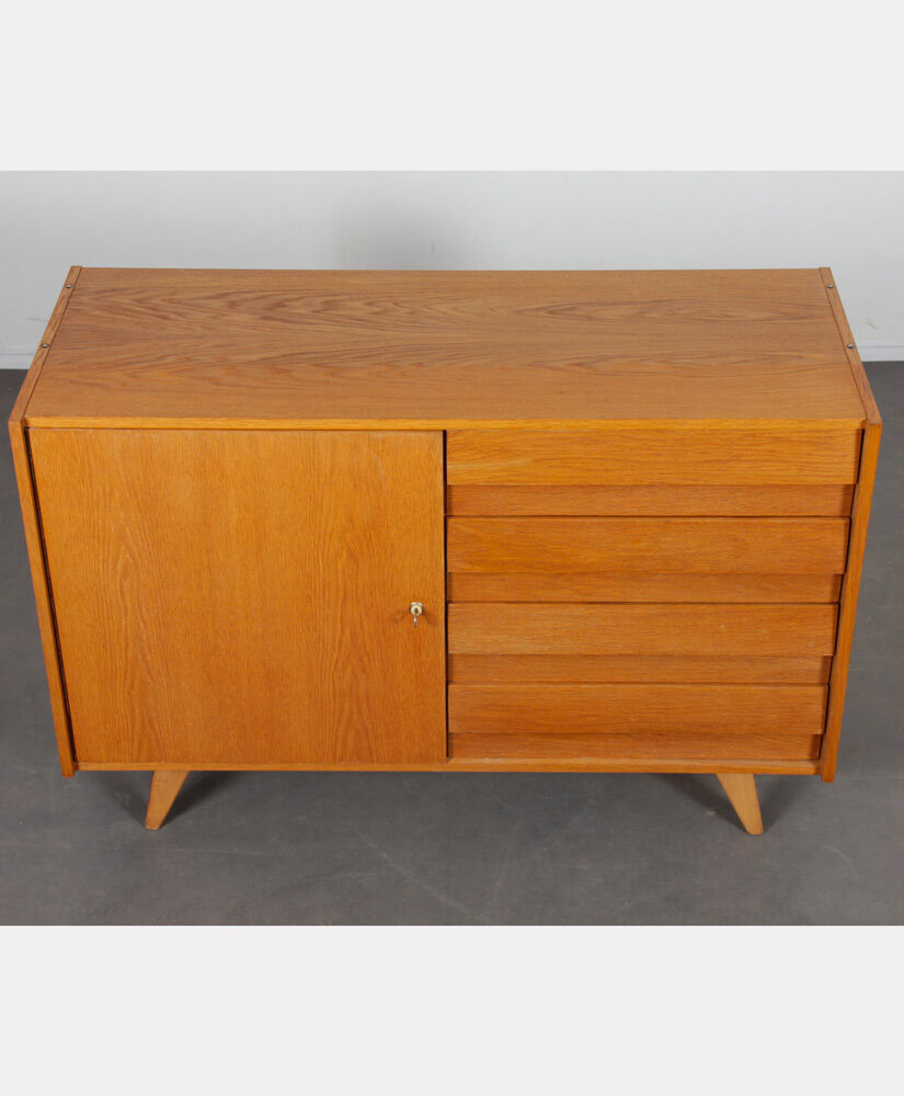 Commode en chêne par Jiri Jiroutek, modèle U-458, 1960
