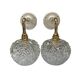 Paire d’appliques murales globes en verre vintage