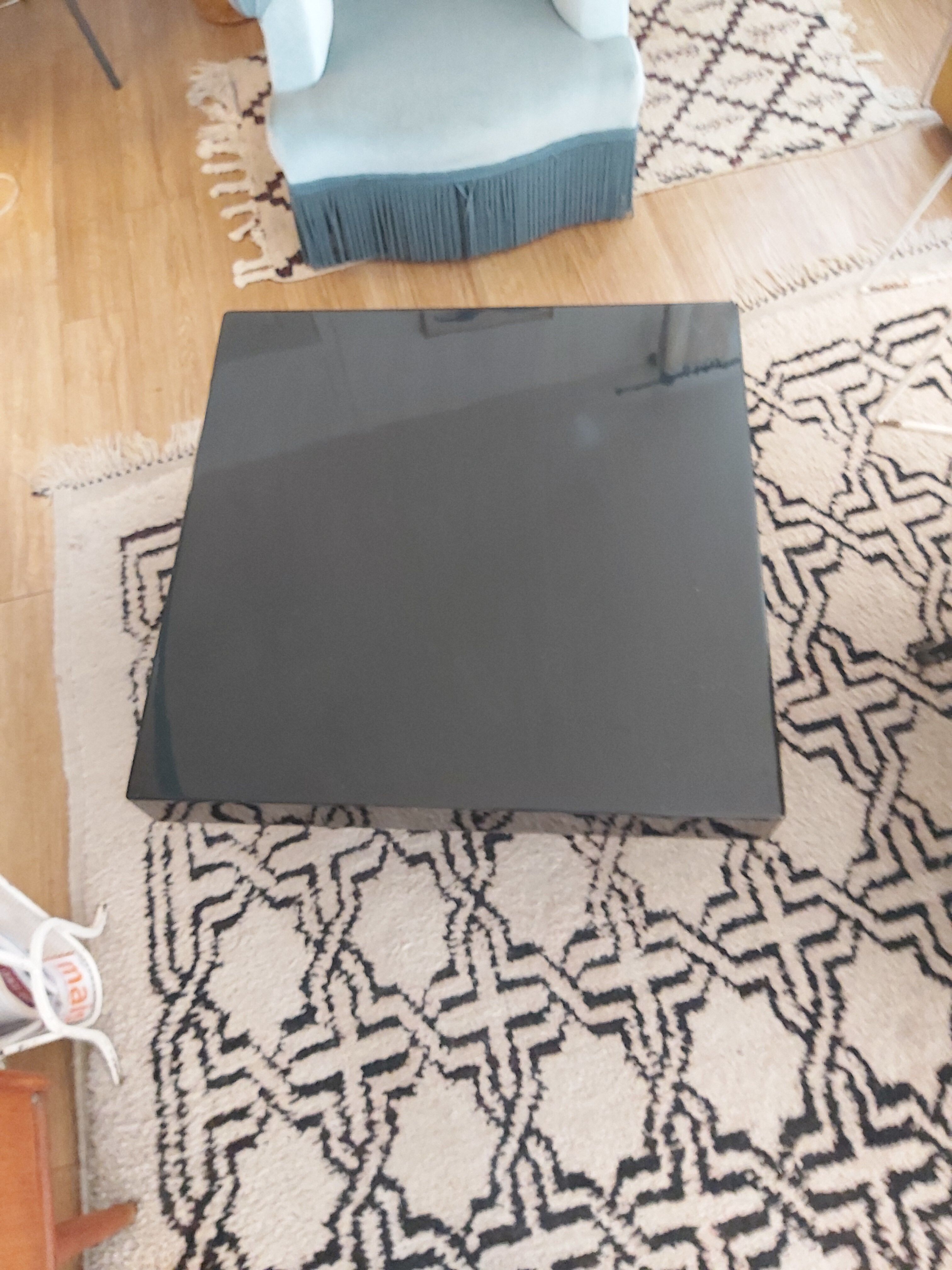 Coffee table in black varnish 70s