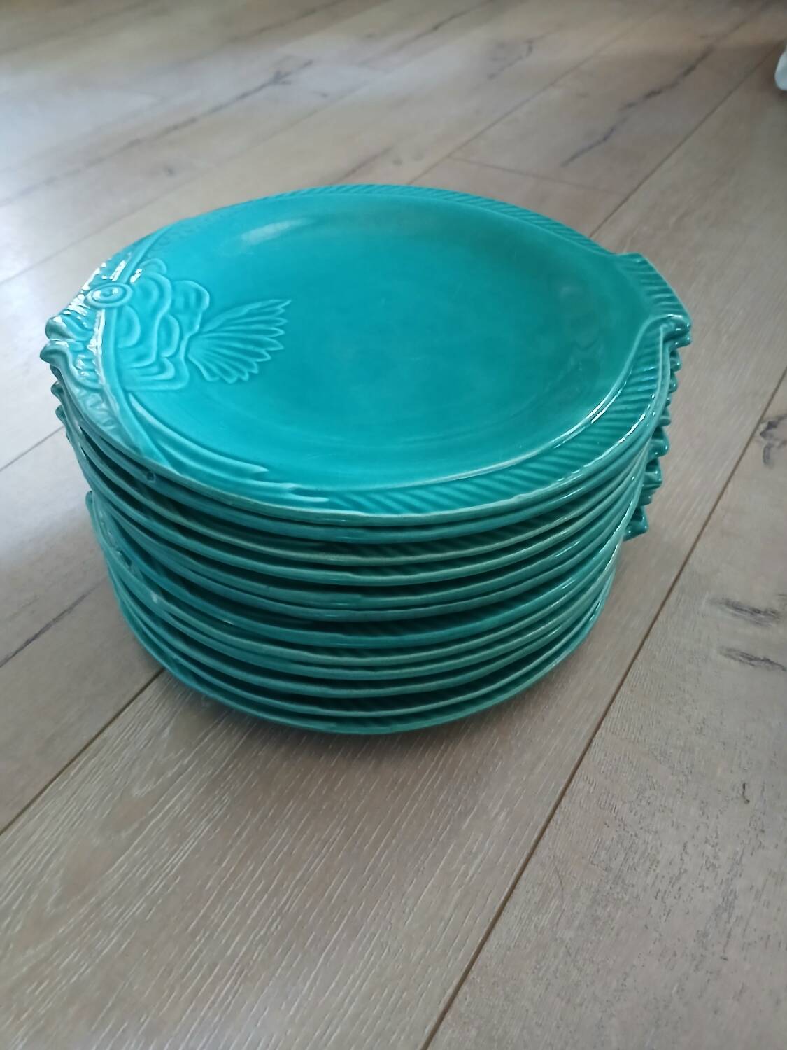 12 vintage zoomorphic dinner plates