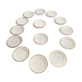 Suite de 14 assiettes en porcelaine Empire atelier Halley