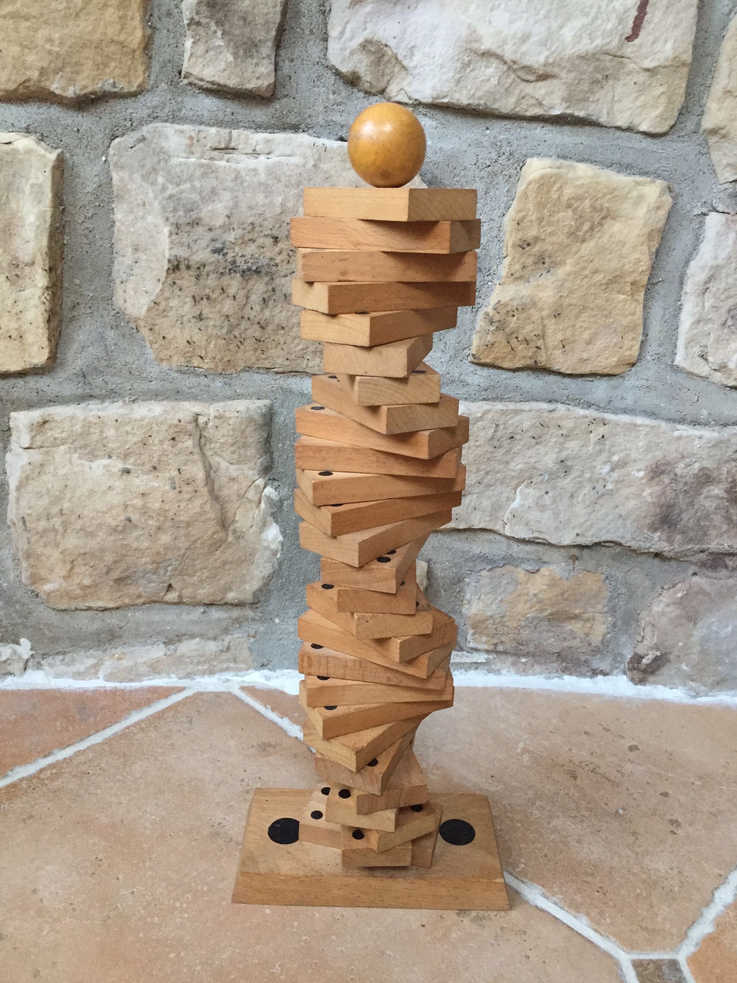 Jeu de dominos ancien en bois et vertical