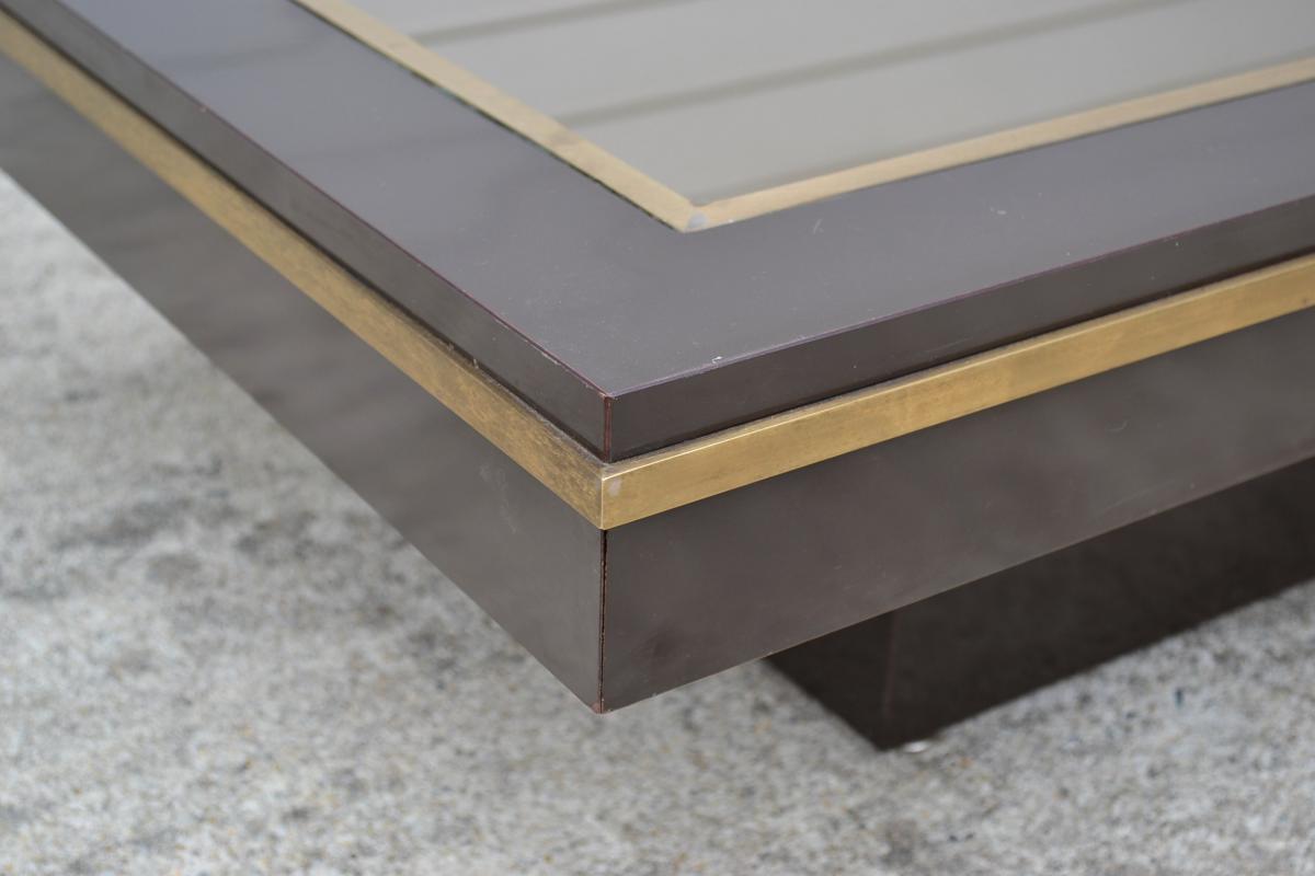 Coffee table of the 1970s