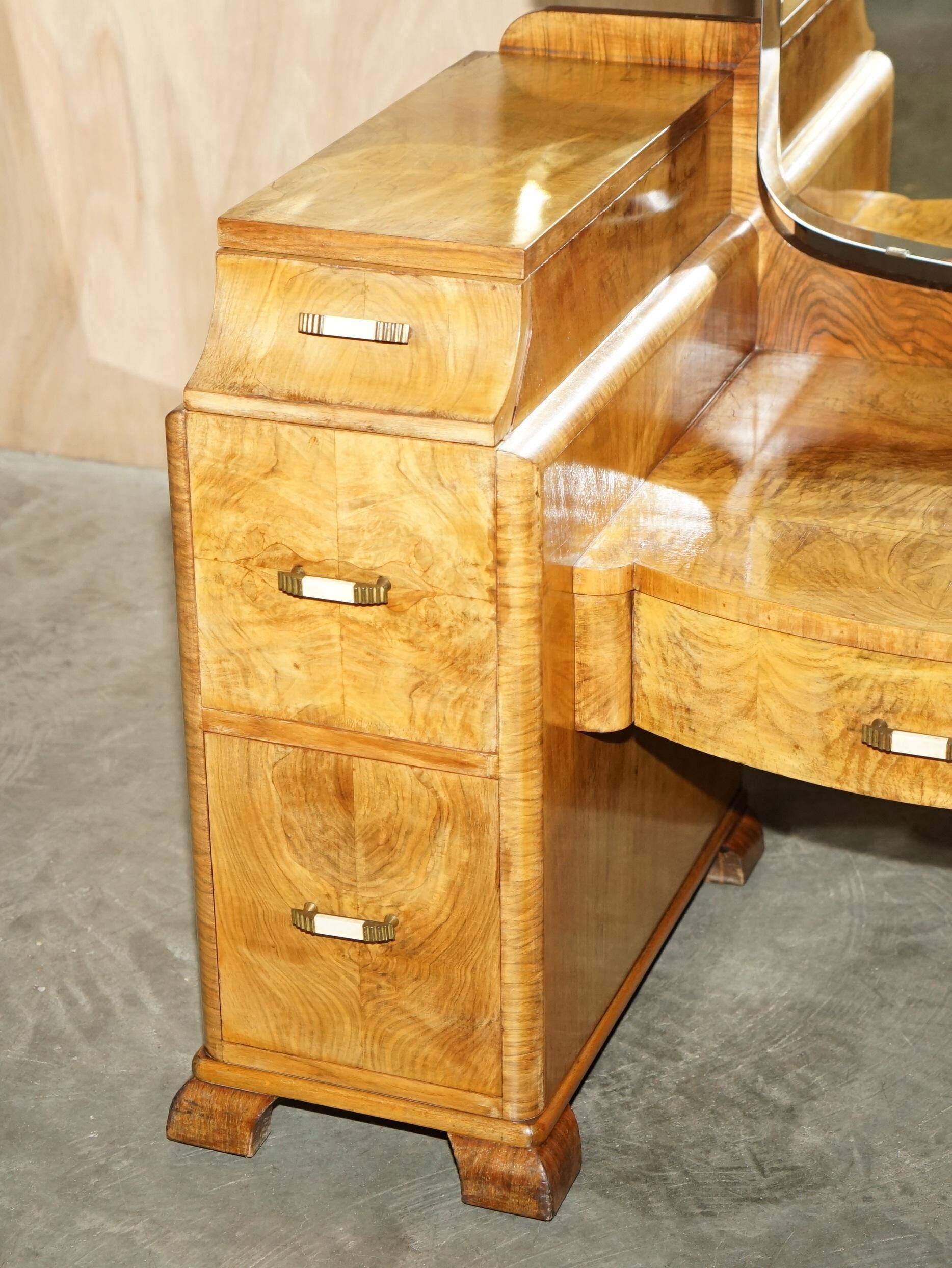 Art Deco dressing table circa 1930 in satin walnut with mirror.