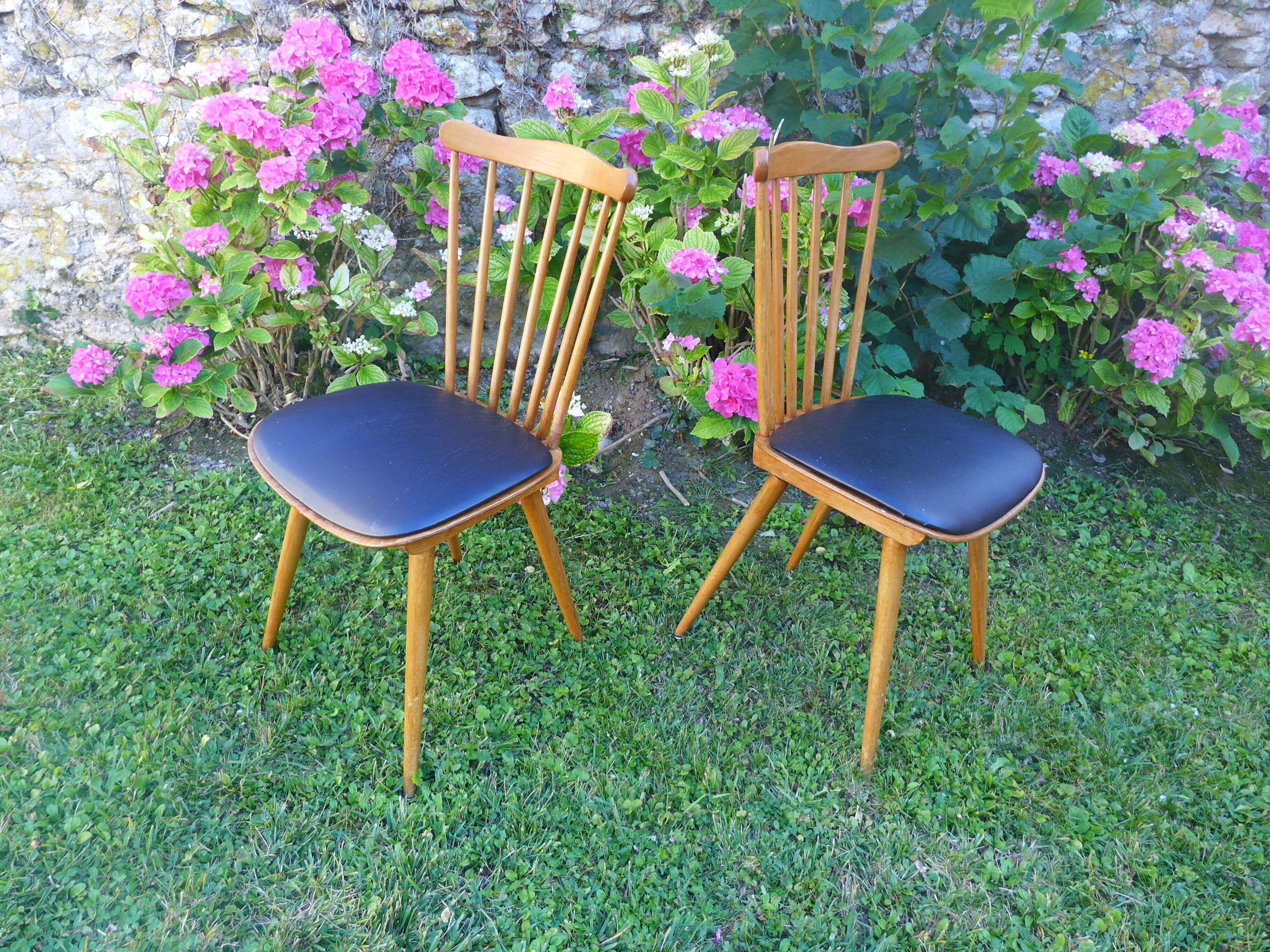 Pair of Chairs Baumann Menuet