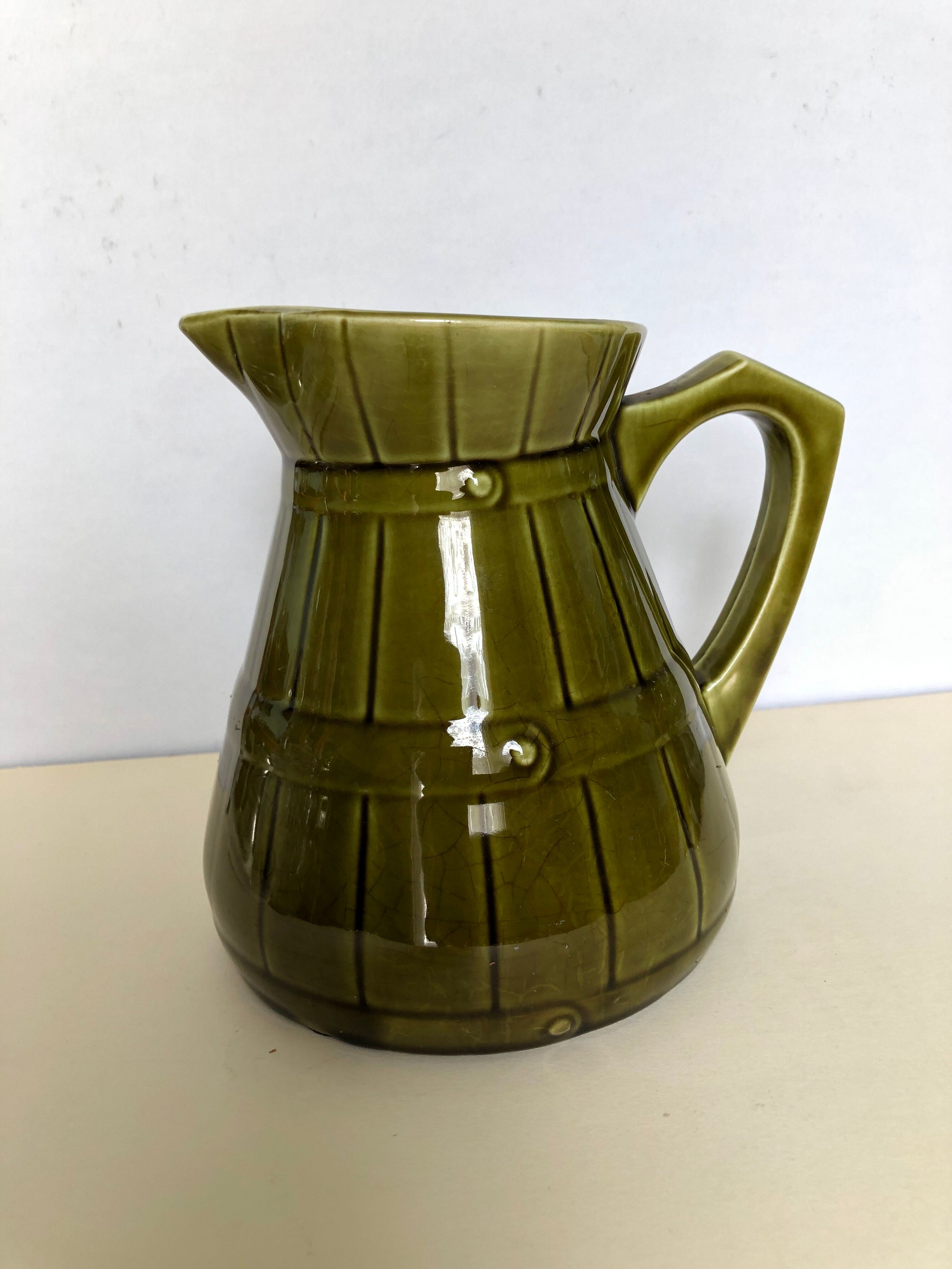 Pichet en faience