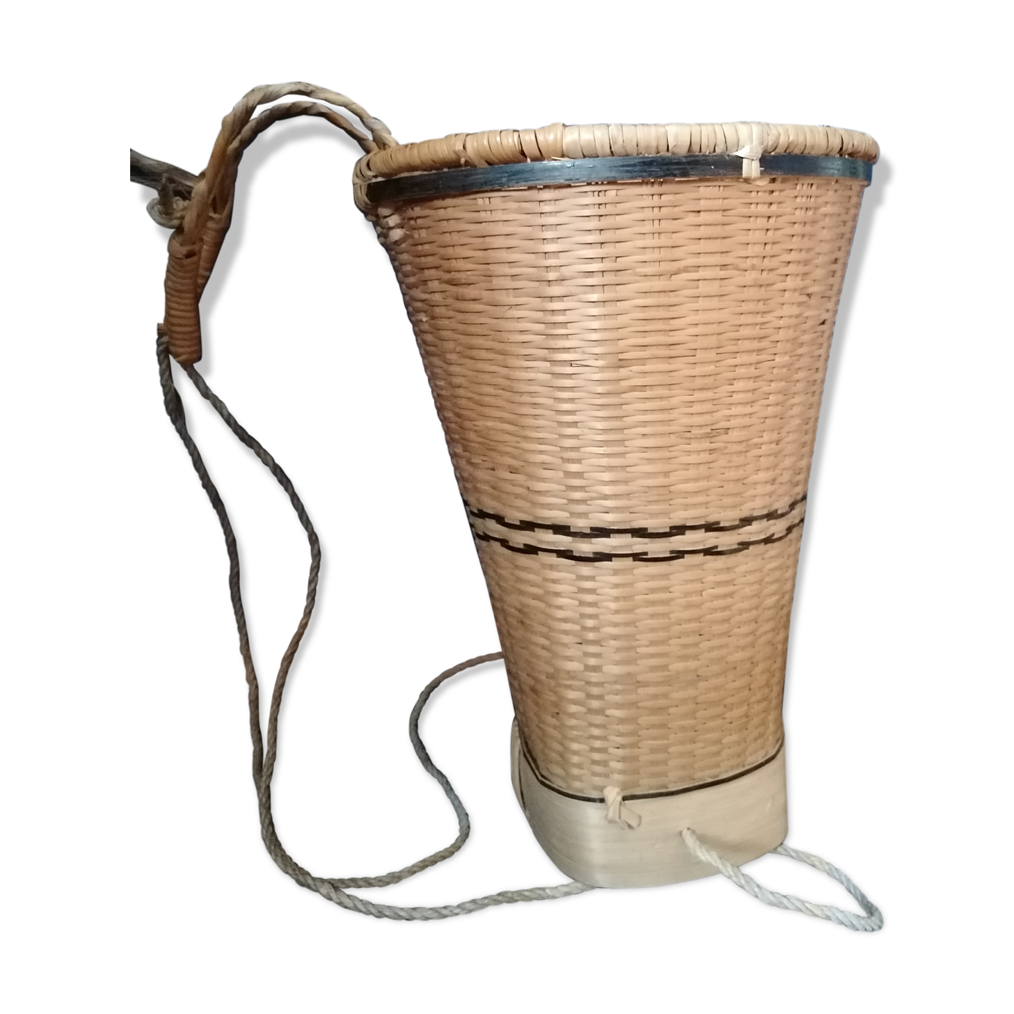 Jarai Vietnam basket