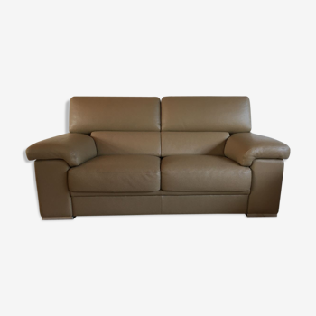 Leather sofa - beige color / italian brand: delta slotti