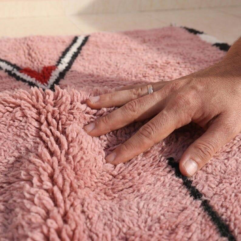 Handwoven natural wool rug, traditional artisan, 2/3 m.