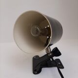 Spot lamp with cylindrical reflector clamp 60s