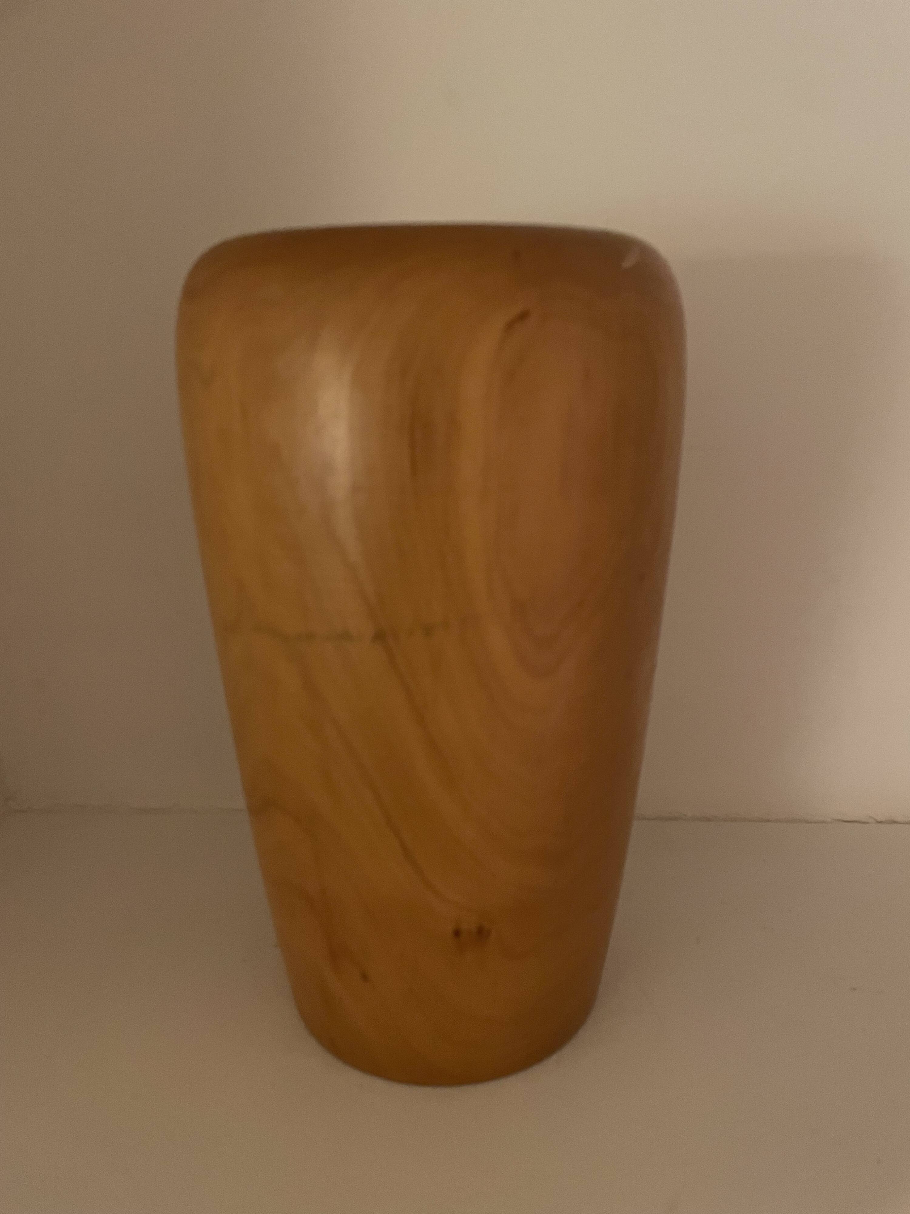 Set of 18 decorative items