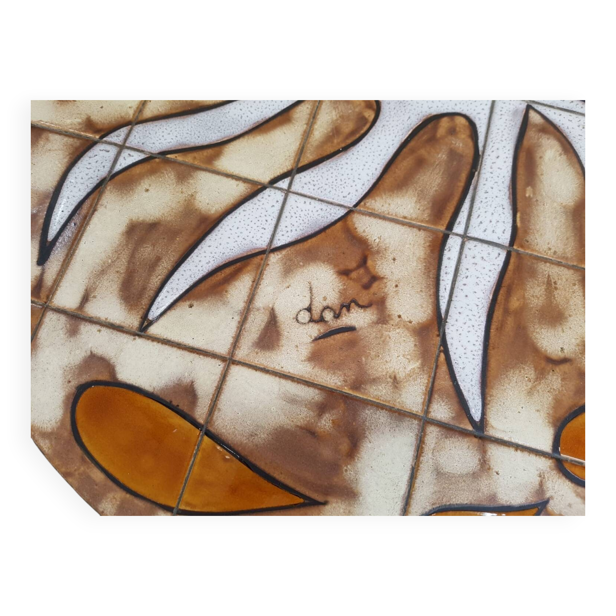 Ceramic coffee table by Dan