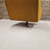 Swivel living room armchair year 1970