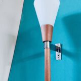 Applique en flambeau, teck et opaline. Suède 1960