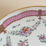 Plat ancien en porcelaine signée flèches croisées Paris