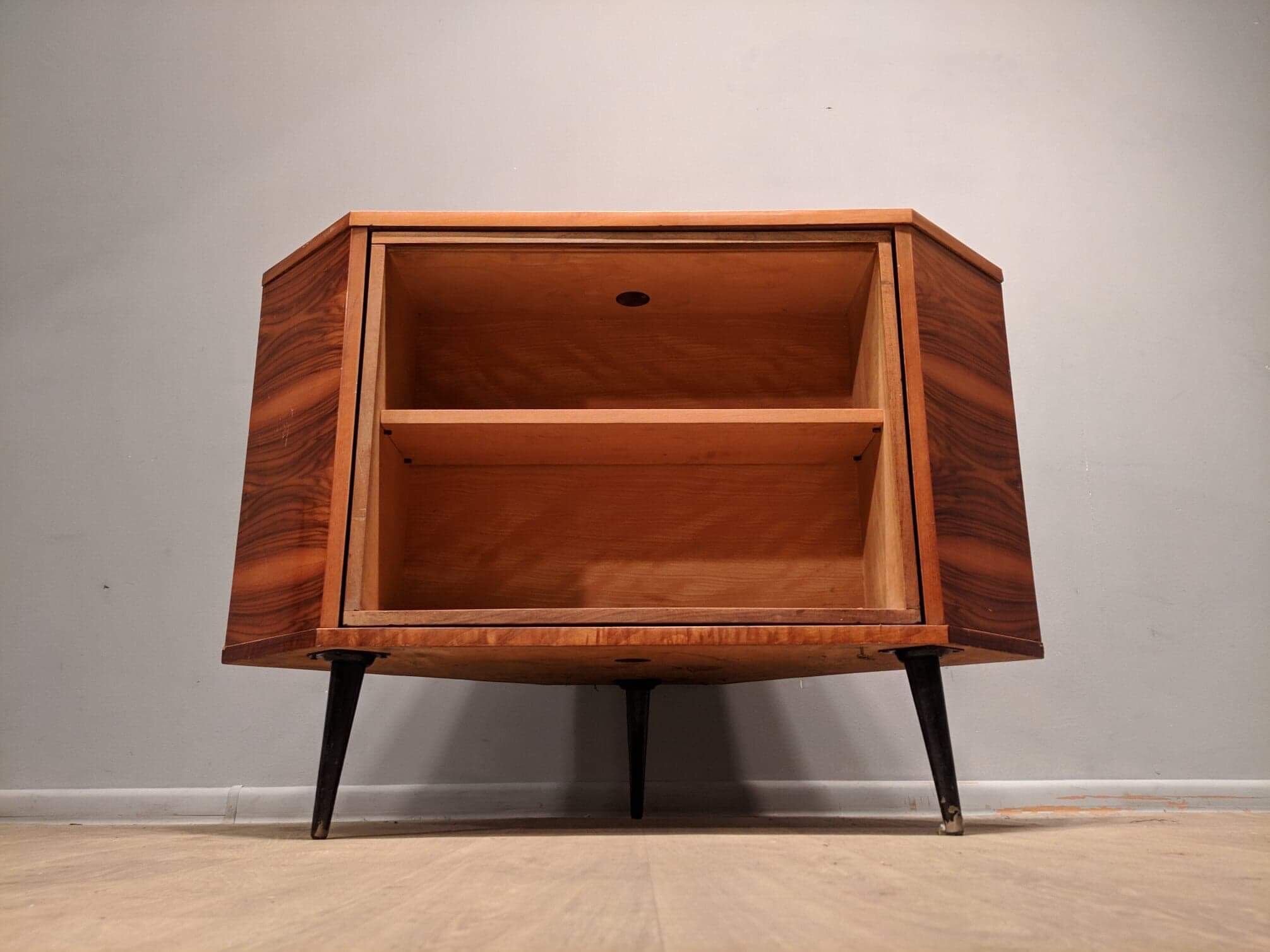 A rotary bar from the 1970 vintage