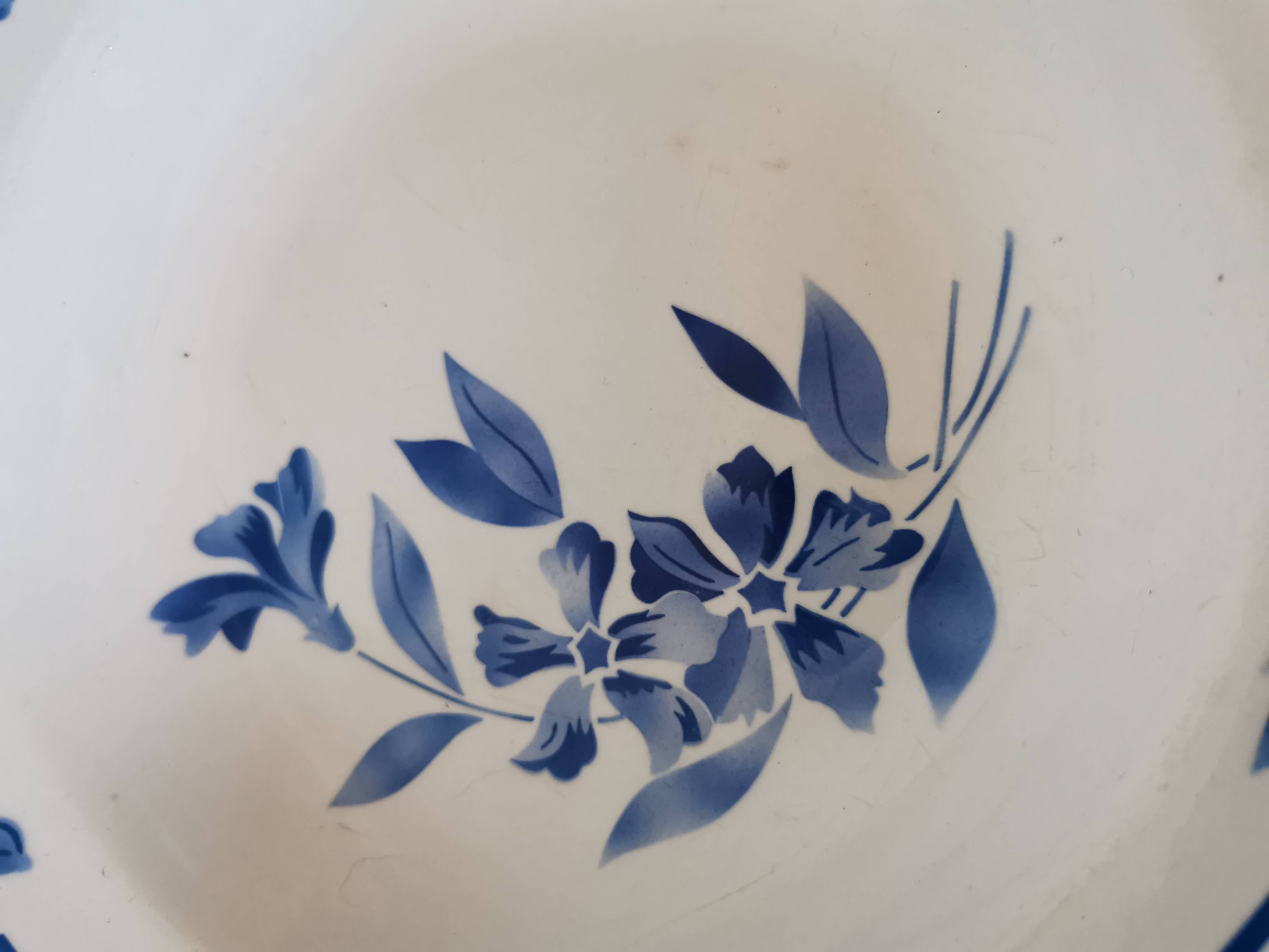 set of 5 Creil et Montereau soup plates, blue flower pattern