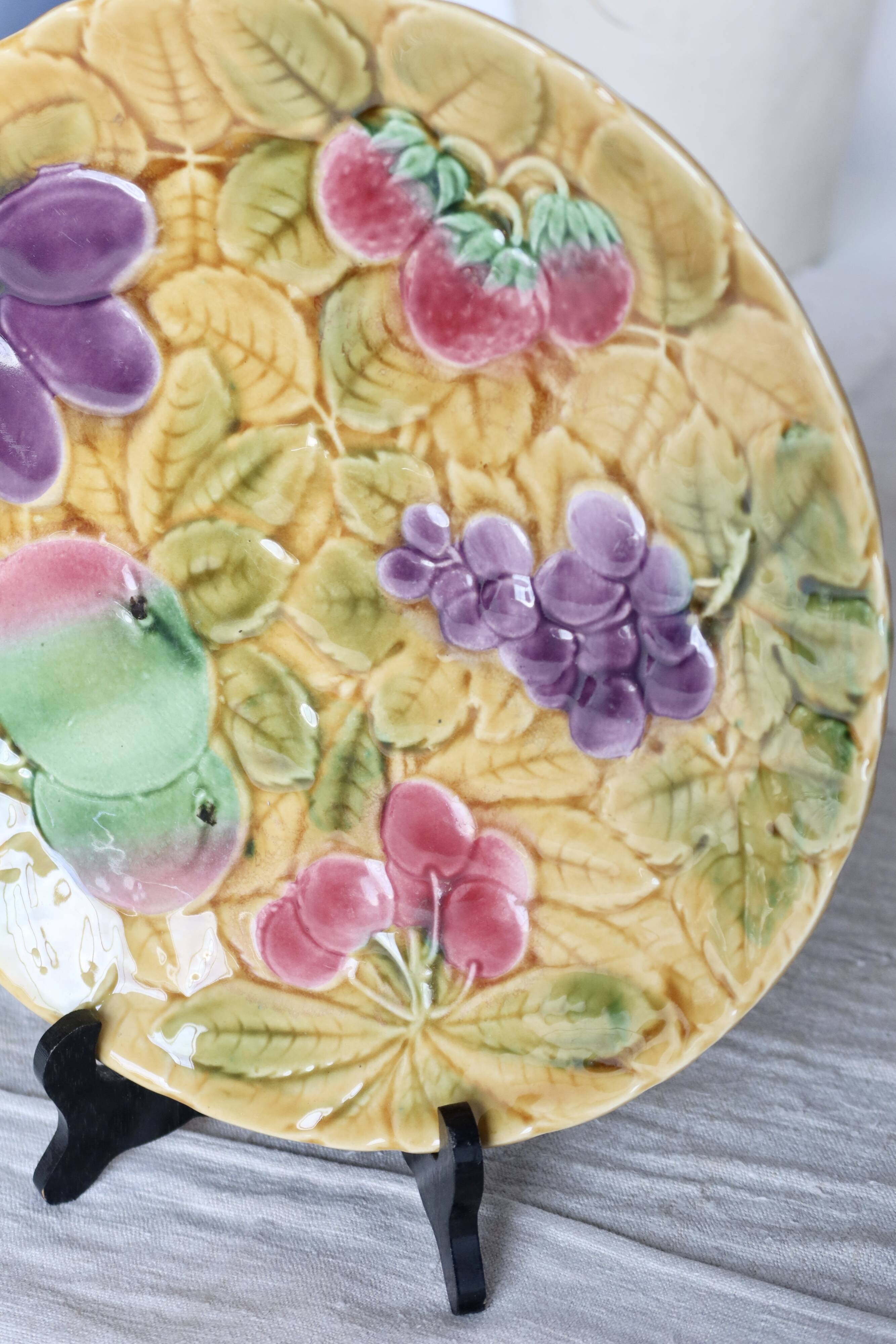 Vintage Sarreguemines barbotine serving platter
