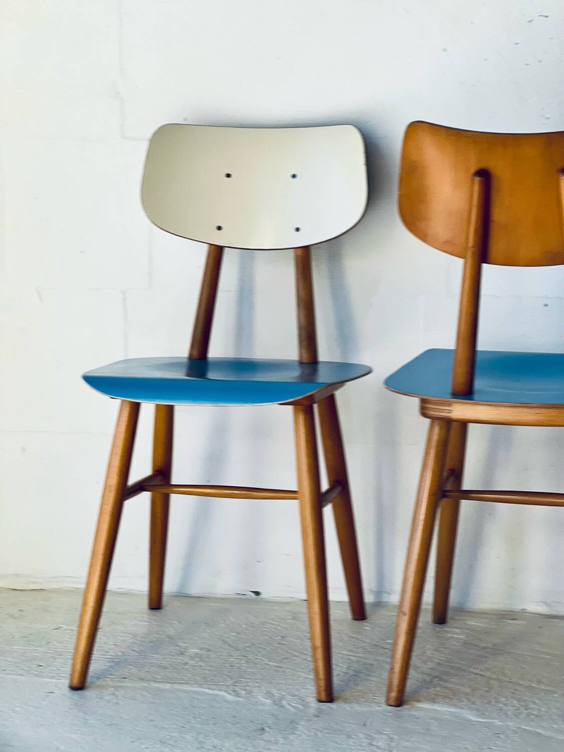 Chaises vintage par TON, 1960'