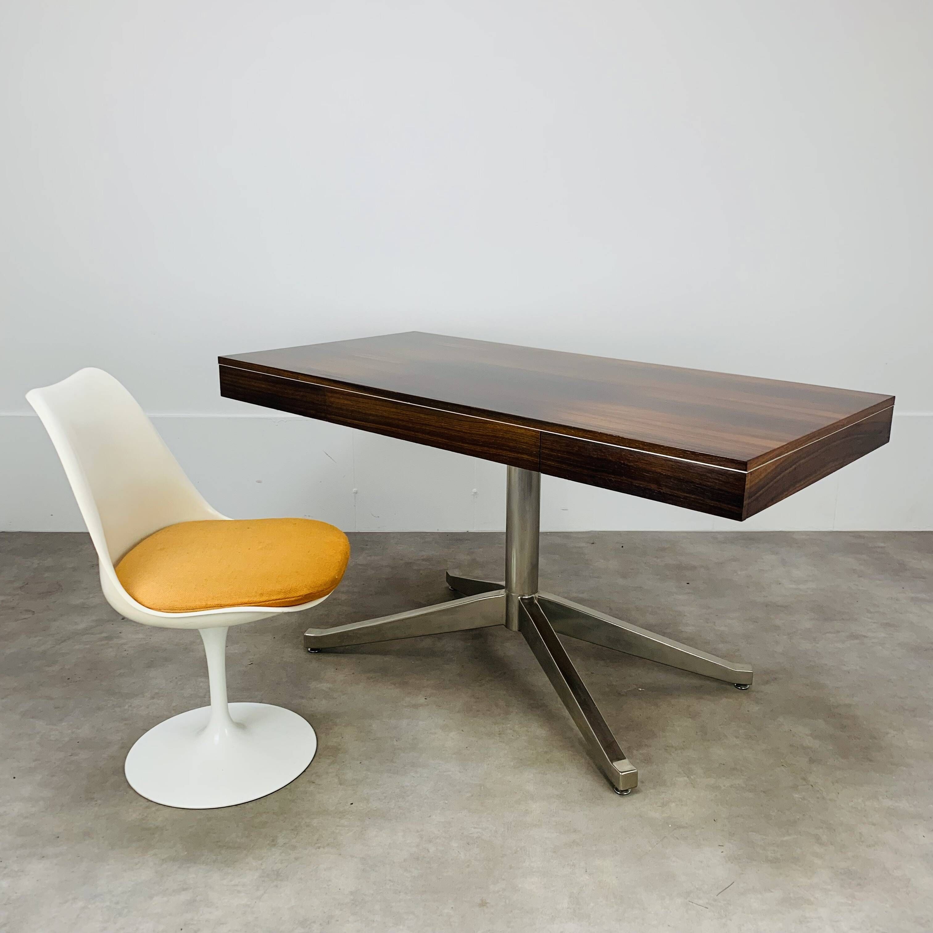 Rosewood desk from the 1960s, attributed to Florence Knoll, Partners model.
