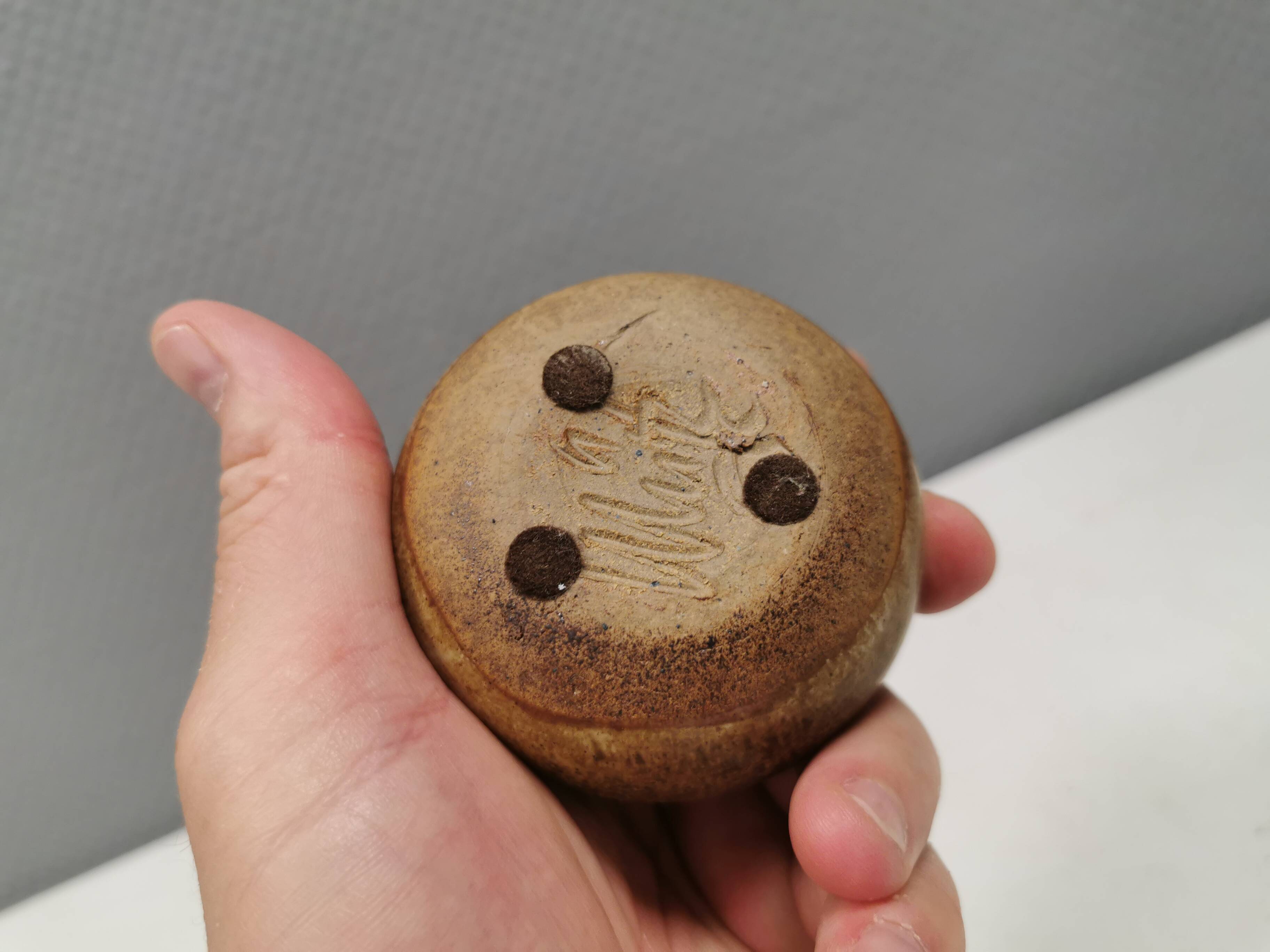 Two small round vases by Aage Wurtz Denmark 1970-80s.