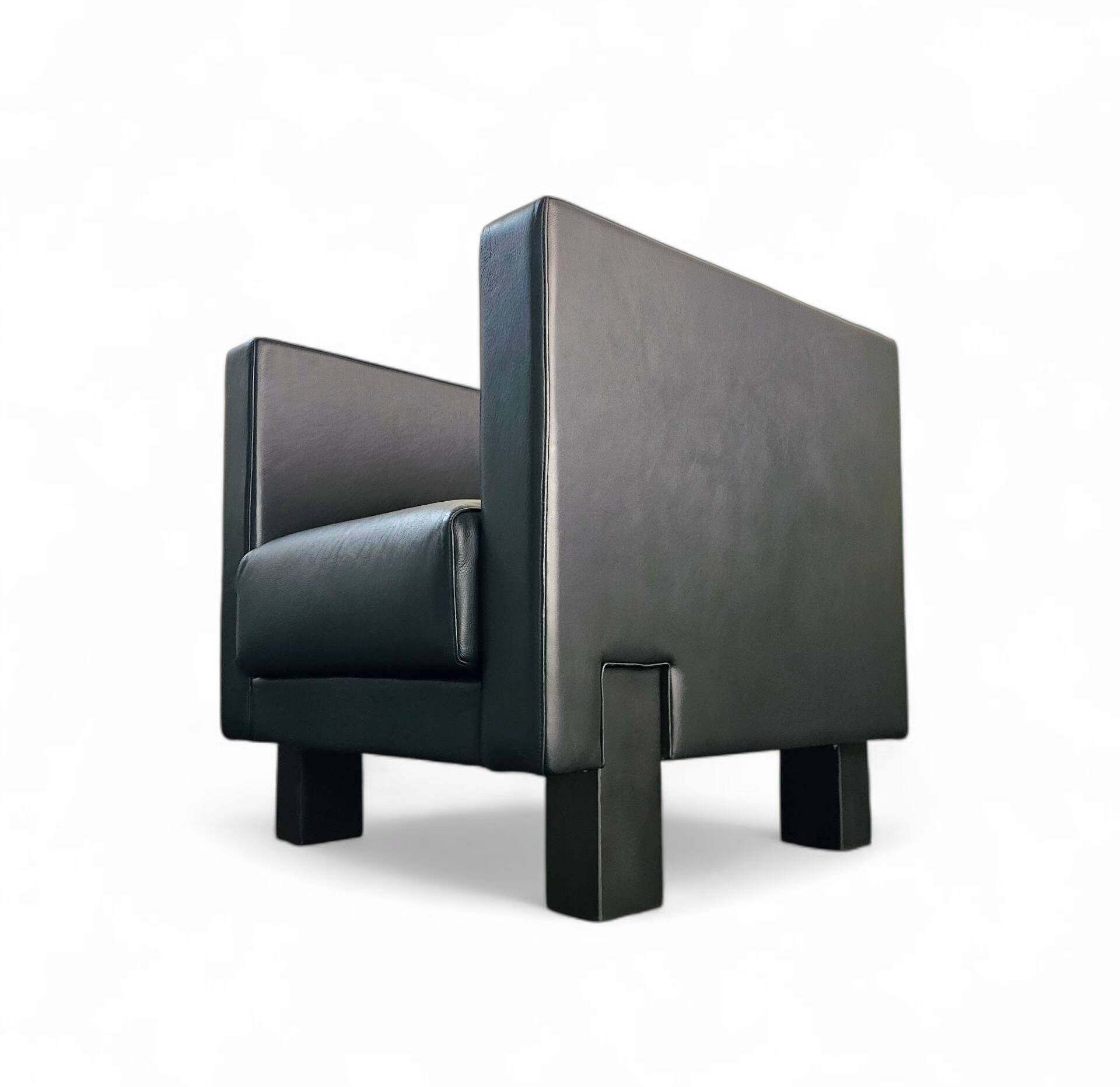 4 x Black Leather Poltrona Frau Moji Armchairs / sofa by Shigeru Uchida