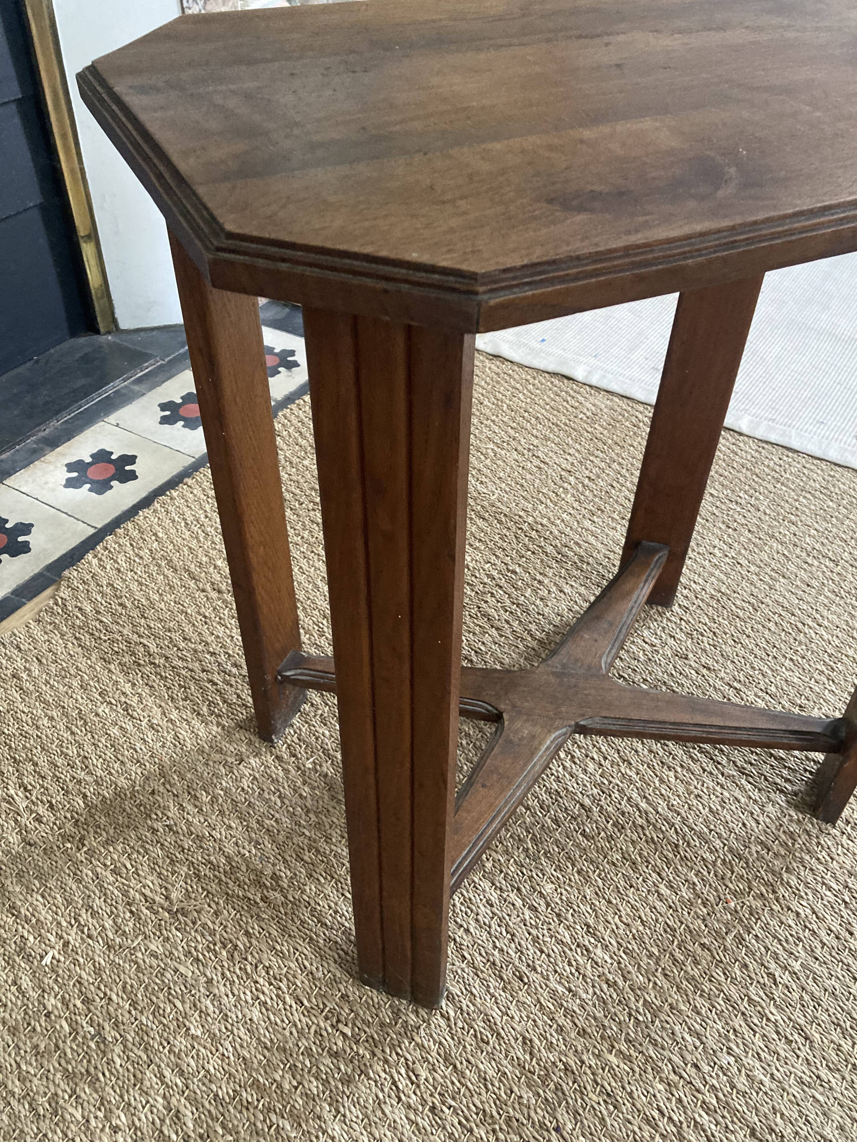 Art Deco wooden side table / end of vintage sofa or pedestal table
