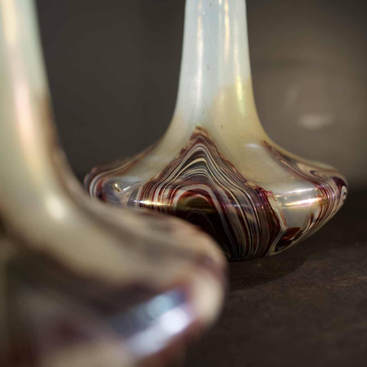 WILHELM KRALIK & SOHN Bohème, pair of Art Nouveau iridescent glass vases, ca 1910