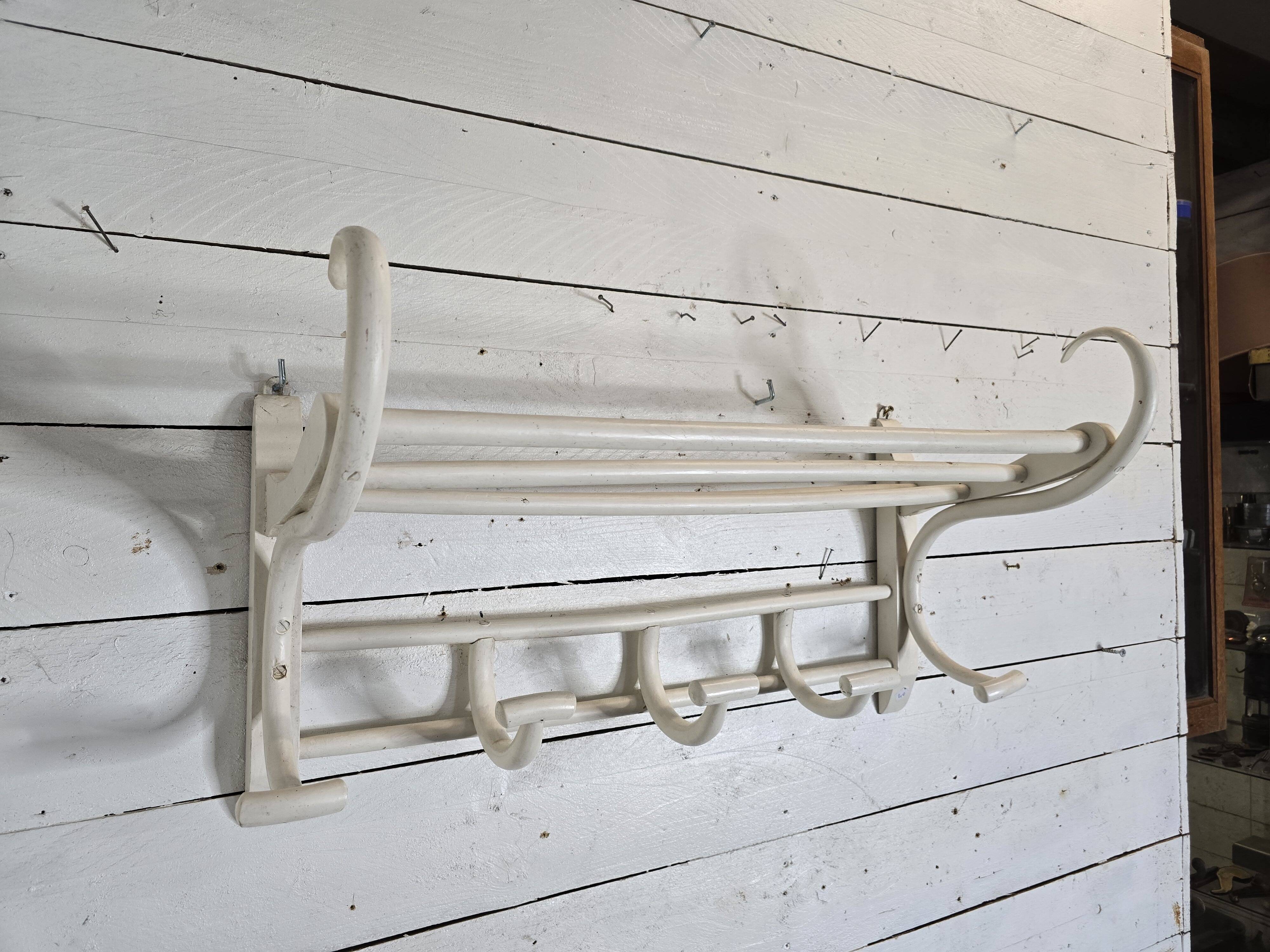 Mahieu curved wooden coat rack