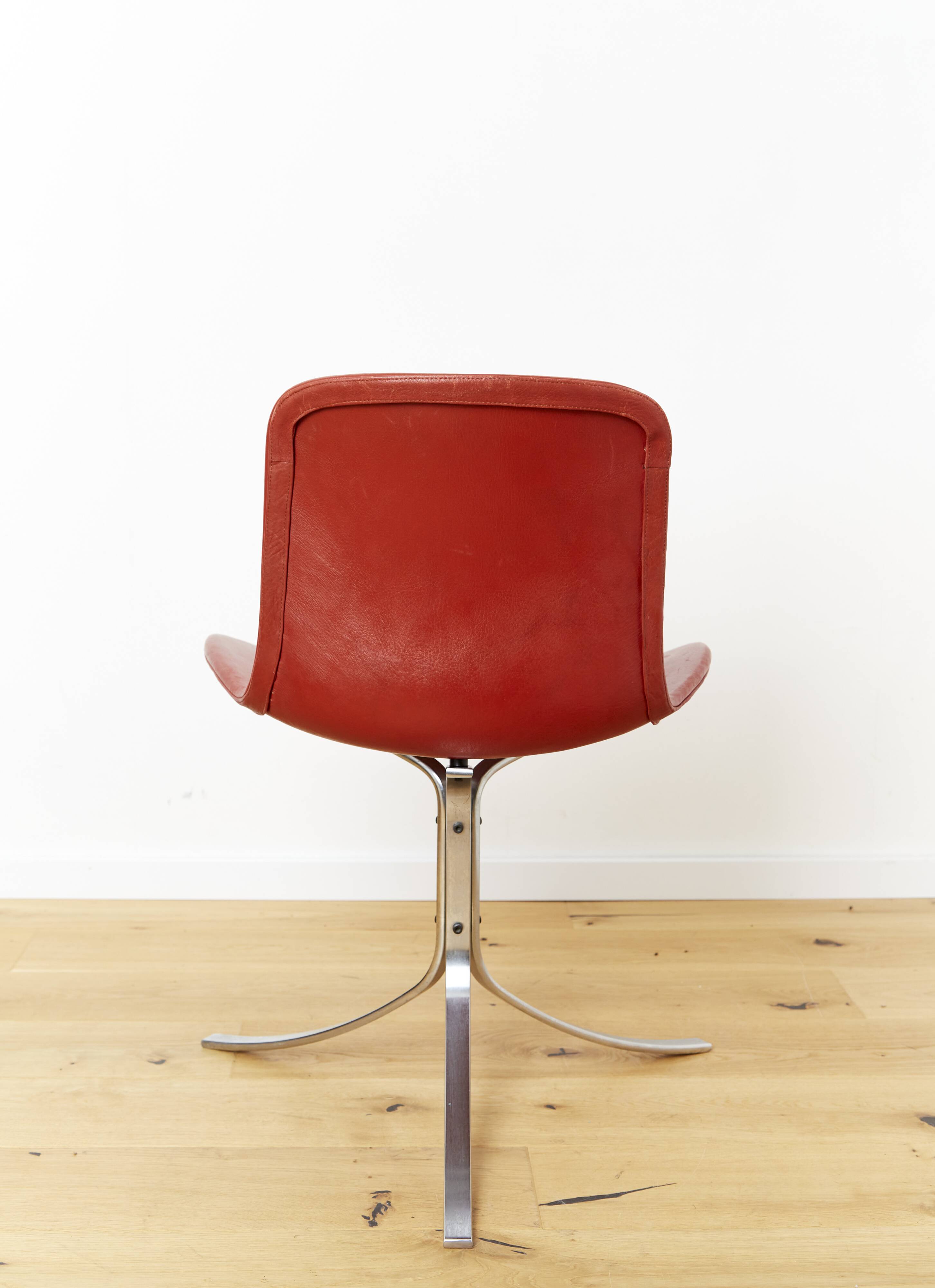 Chaise Poul Kjærholm PK9 pour Fritz Hansen