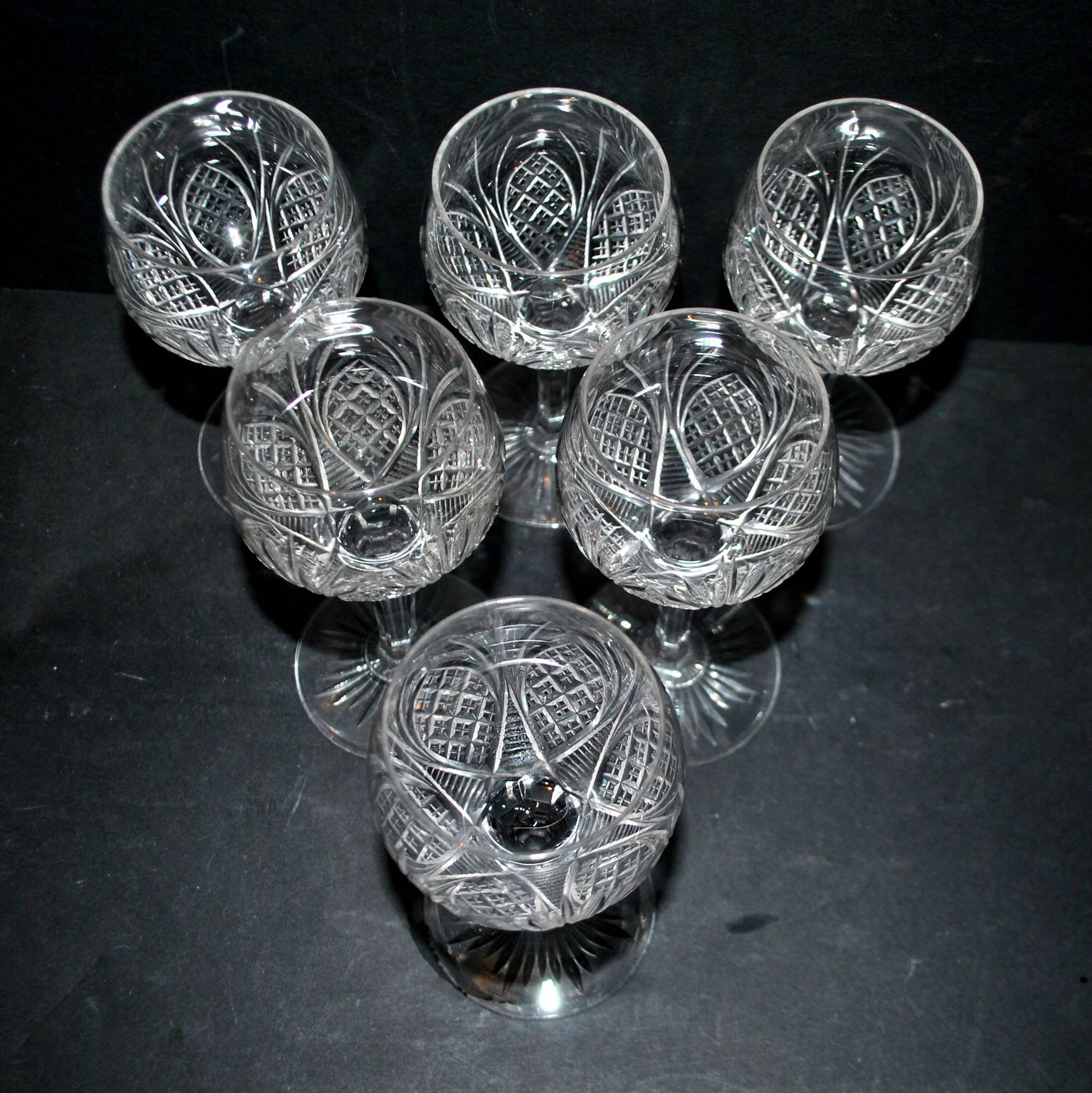 Set of 6 white wine glasses 1900 in cut crystal BACCARAT model 9157 catalog 1907 H13.5