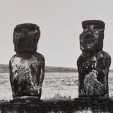 Tirage argentique vintage encadré, Moaïs de l'île de Pâques, mission ethnologique de 1970